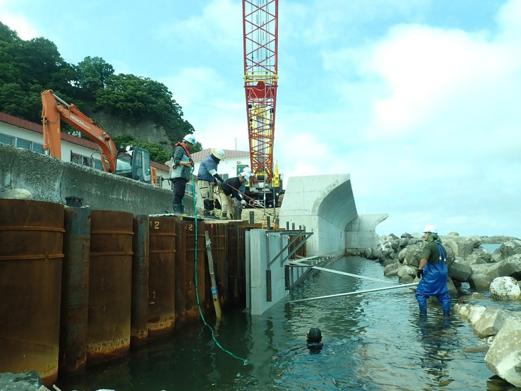 残置型枠ブロック据付